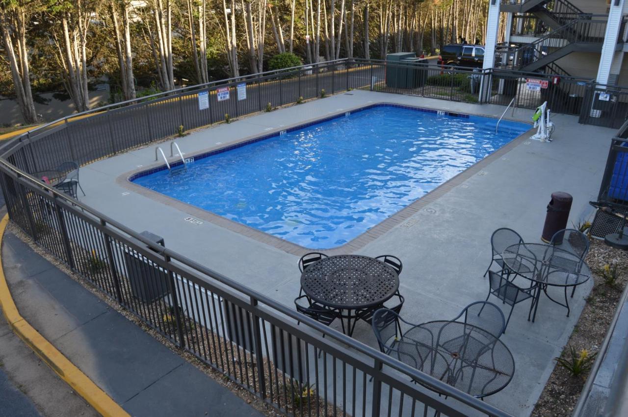 Hotel Days By Wyndham Marietta-atlanta-delk Road Marietta
